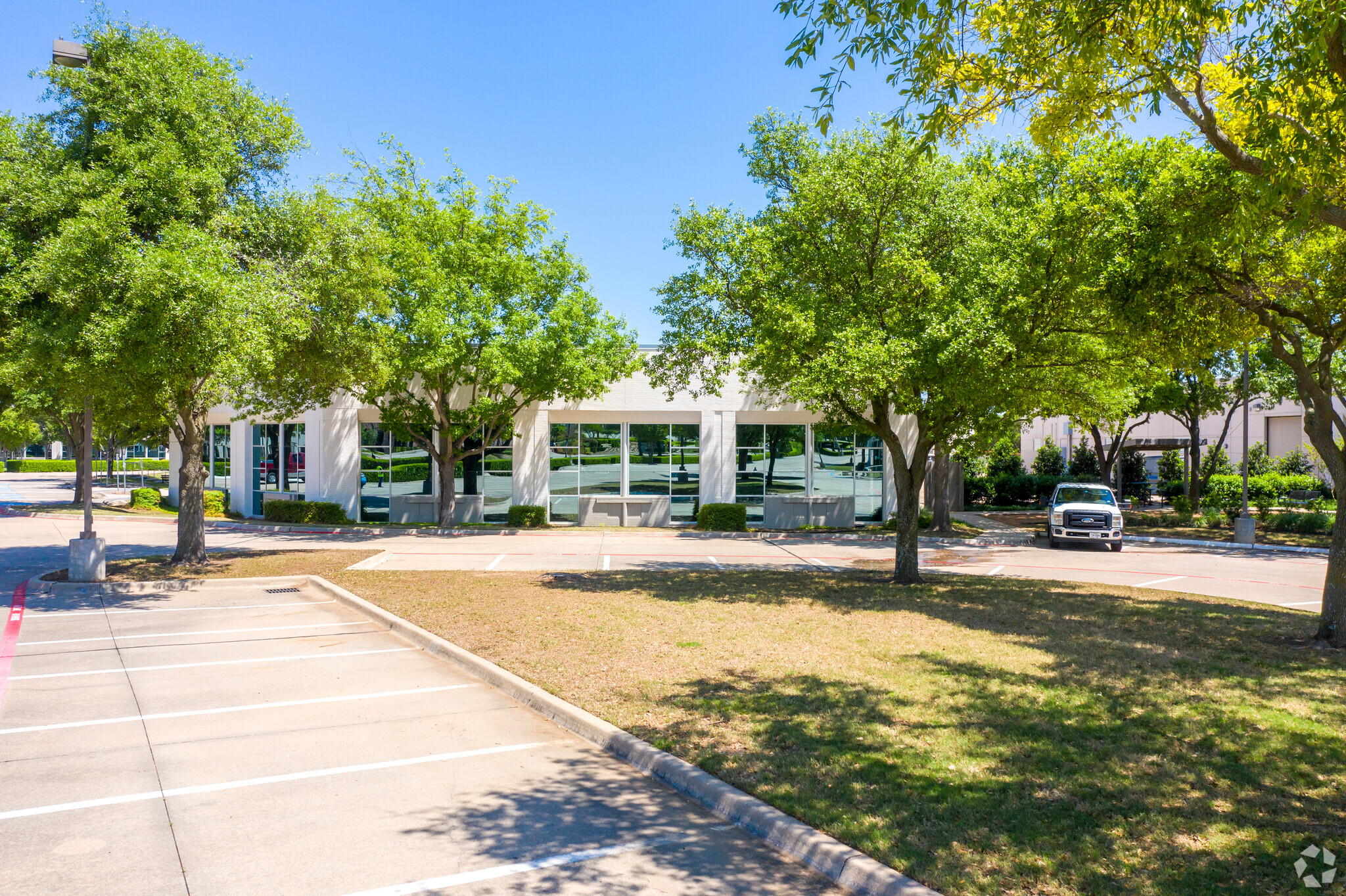 2240 Campbell Creek Blvd, Richardson, TX for Rent