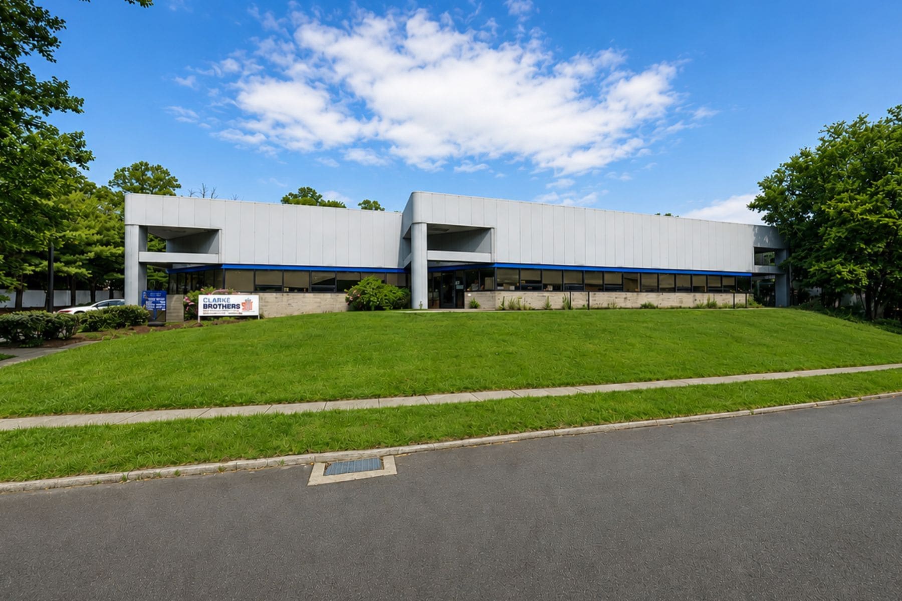 200 Cascade Blvd, Milford, CT for Rent