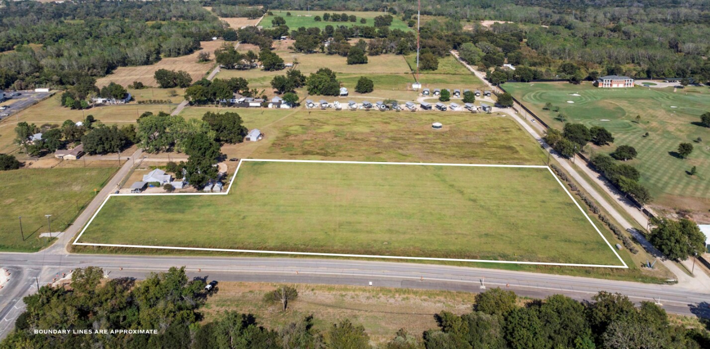 150 E Garden Dr, Waco, TX for Sale