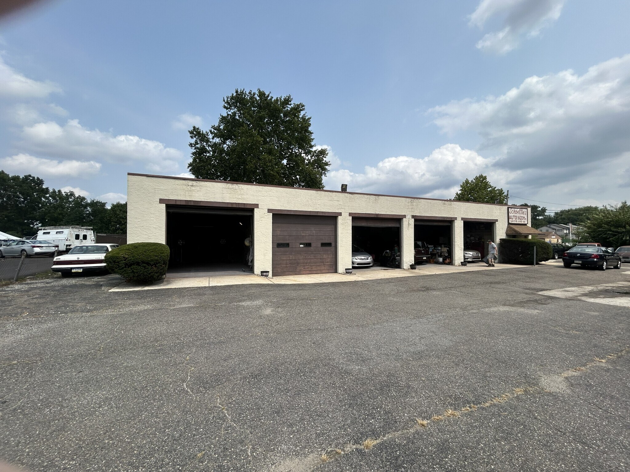 51 W Oak Ln, Glenolden, PA for Sale