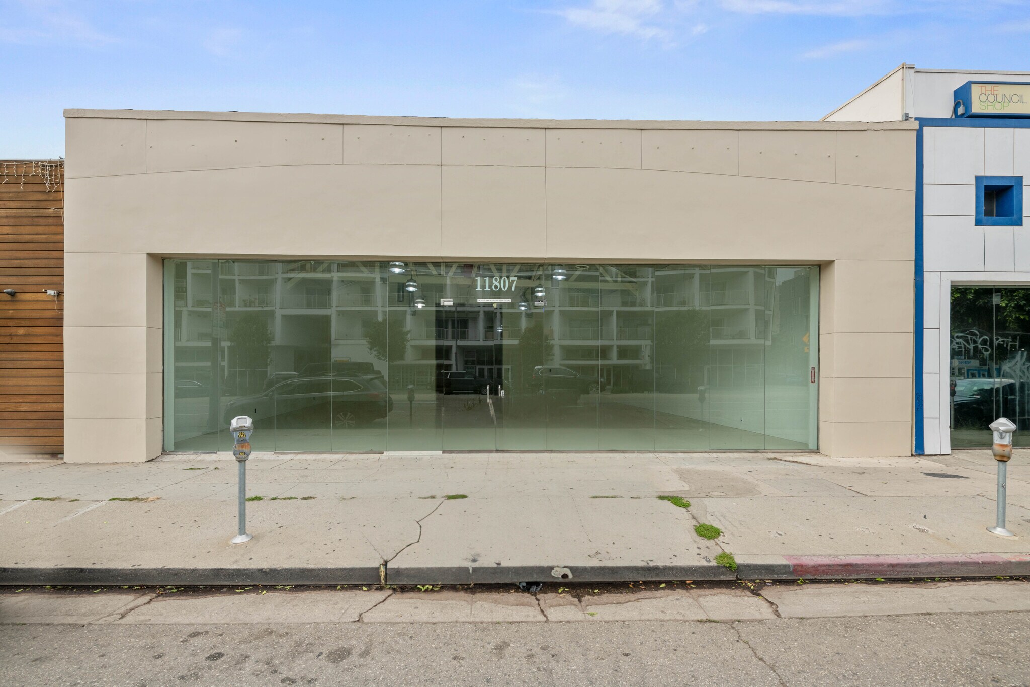 11807 Santa Monica Blvd, Los Angeles, CA for Rent