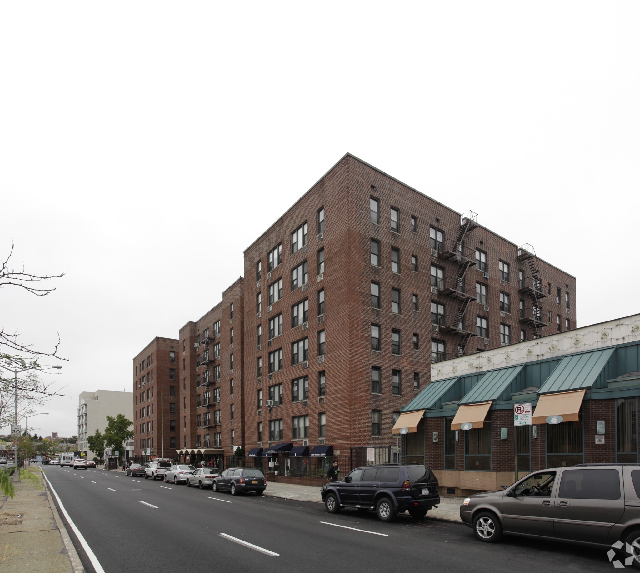 86-35 Queens Blvd, Flushing, NY for Rent