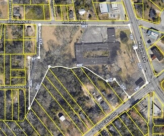 Macon-Bibb, GA Health Care - 3468 Napier Ave