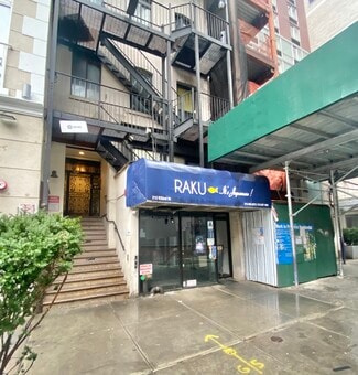 New York, NY Storefront Retail/Office - 212 E 52nd St