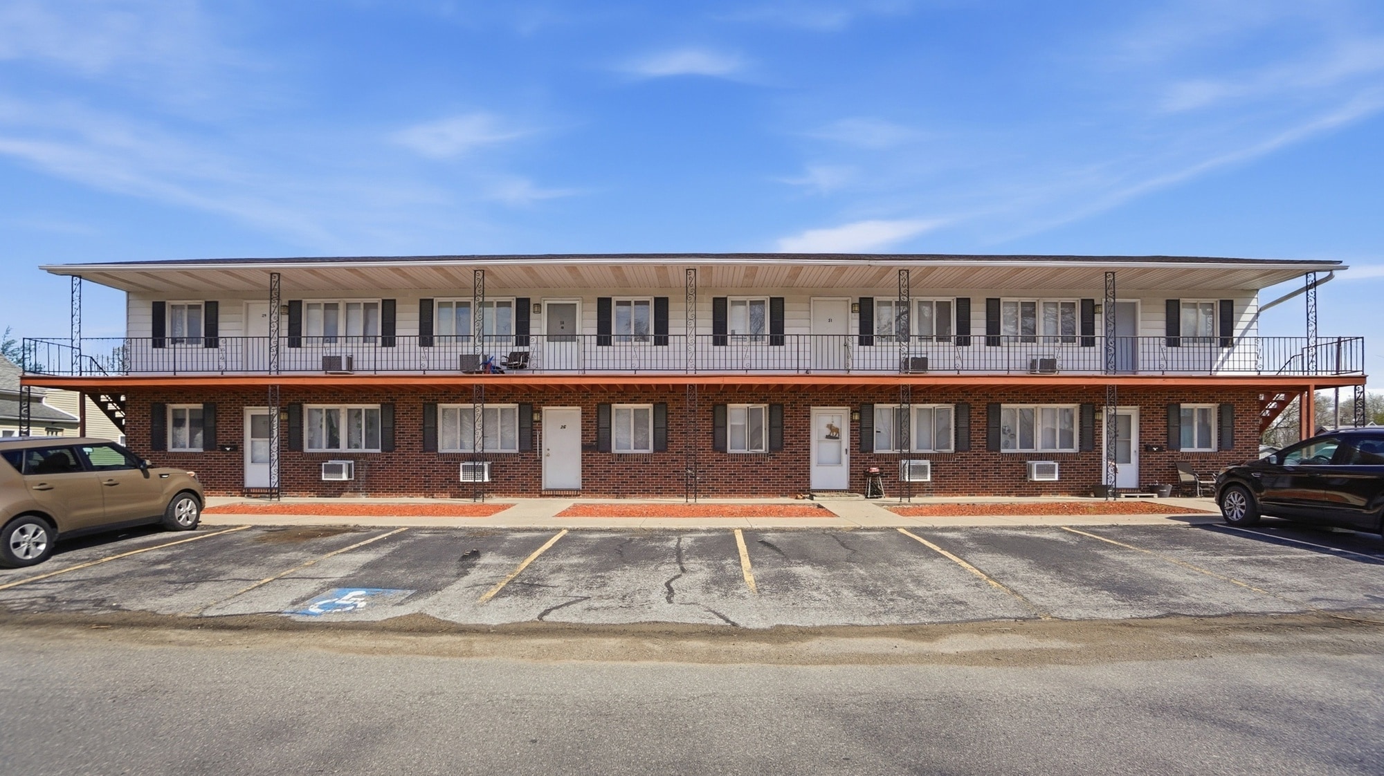 700 W Wayne St, Paulding, OH for Sale