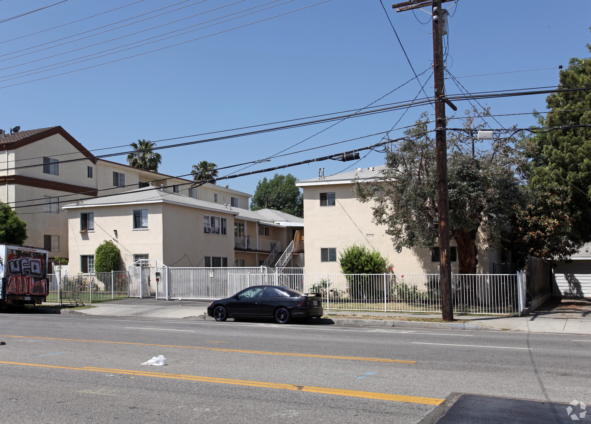 6537-6543 Woodley Ave, Van Nuys, CA for Sale