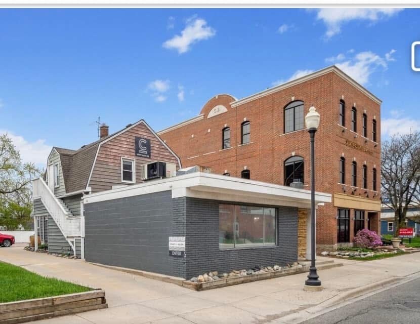 520-522 E Eleven Mile Rd, Royal Oak, MI for Sale