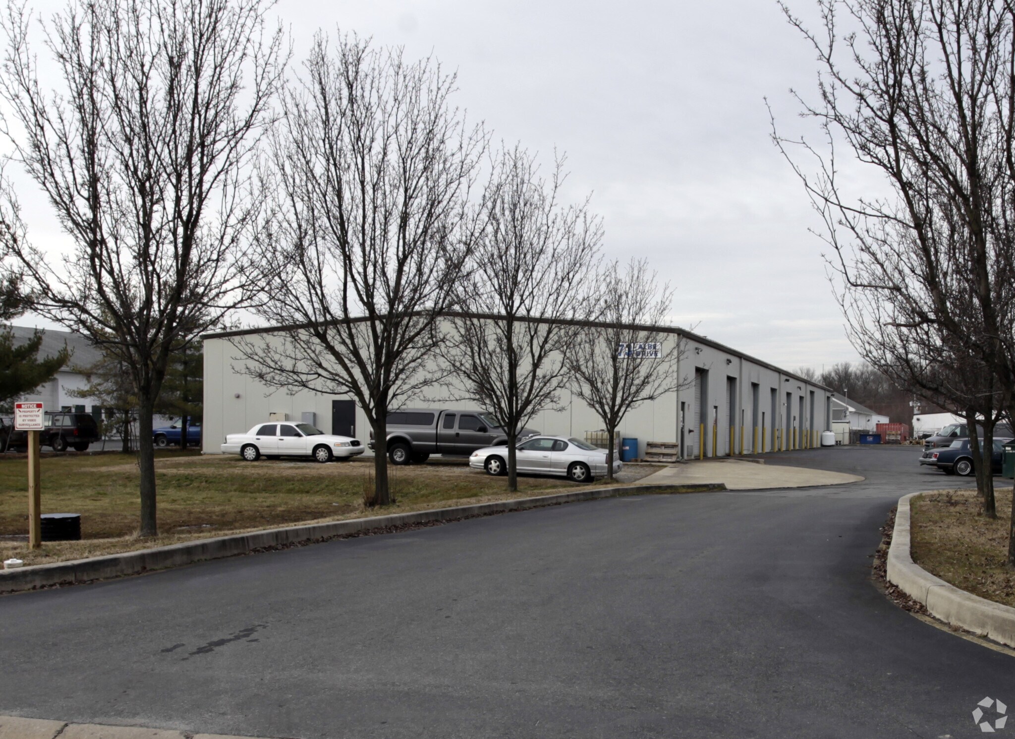 73 Albe Dr Newark, DE 19702 Industrial Property for Lease on