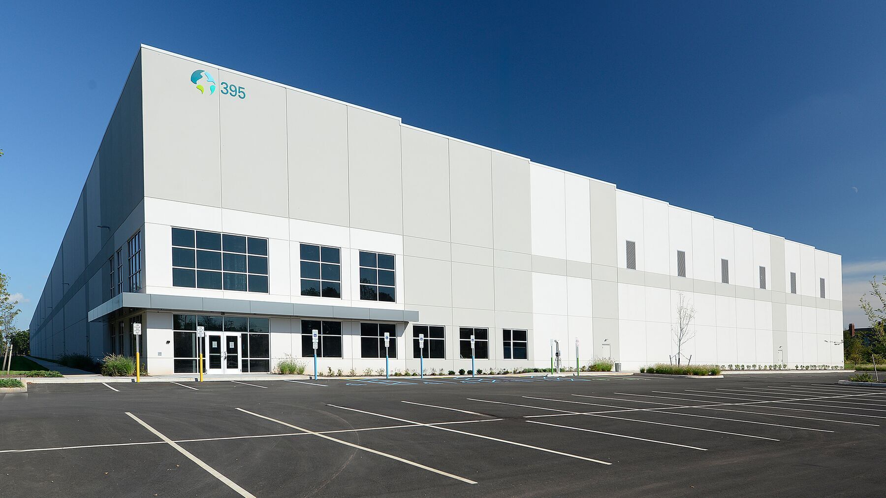 395 Elizabeth Ave, Somerset, NJ for Rent