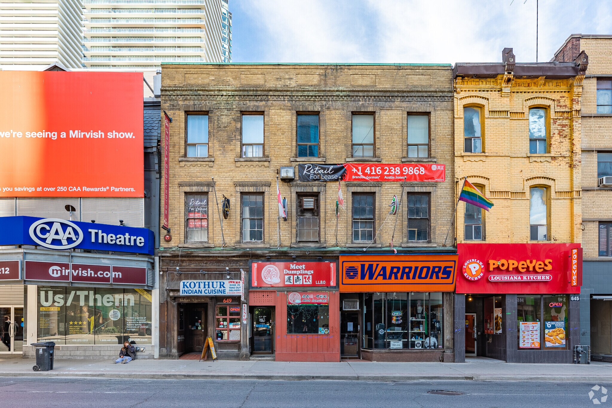 647-649 Yonge St, Toronto, ON for Rent