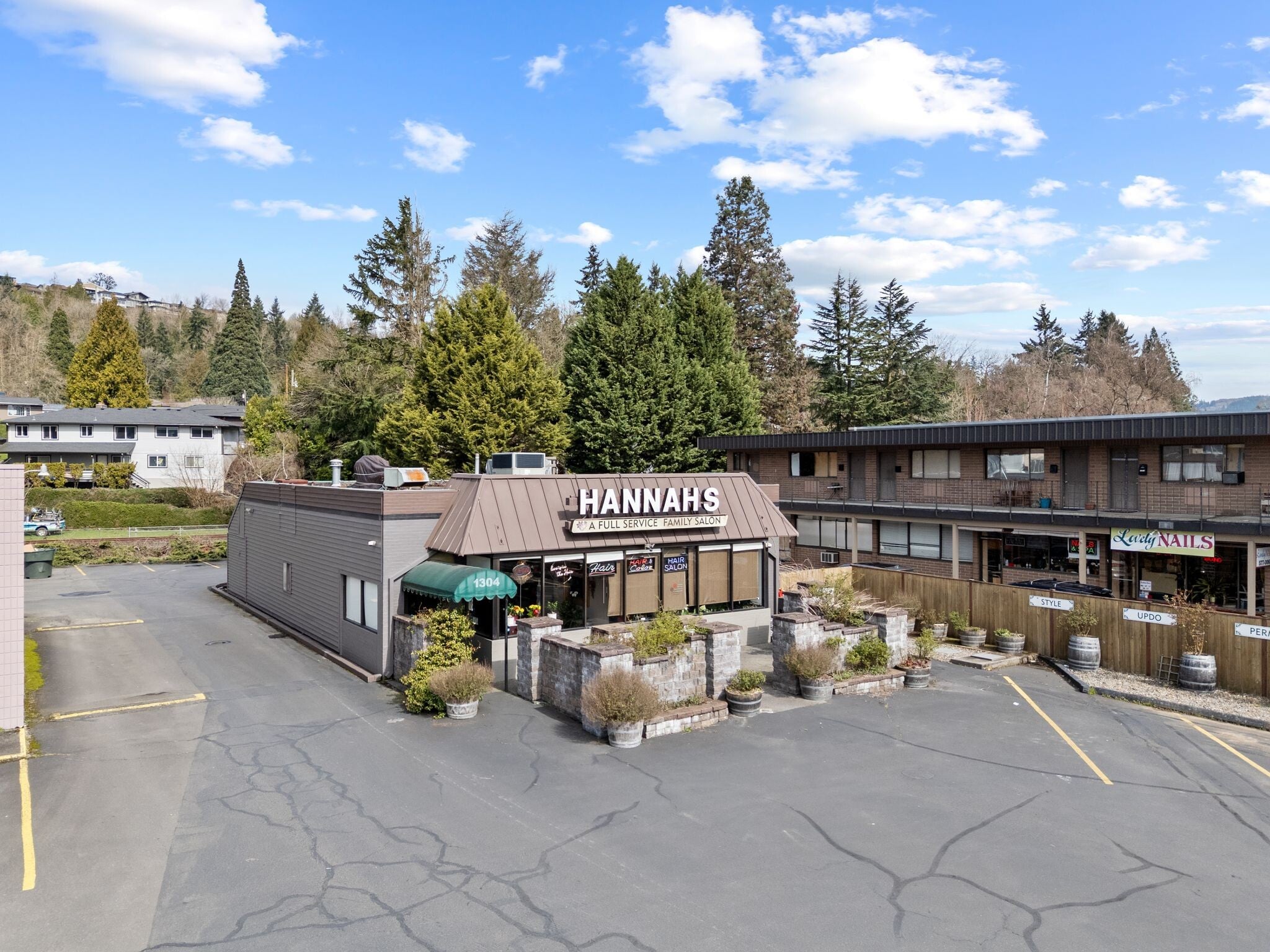 1304 Ocean Beach Hwy, Longview, WA for Sale