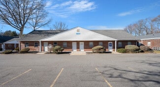 Smithtown, NY Medical - 325 E Main St