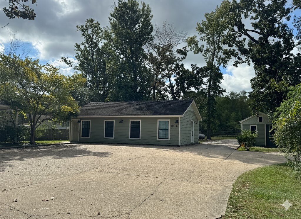 8911 West Ln, Magnolia, TX for Rent