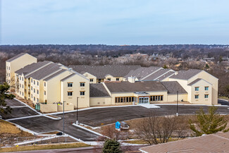 Overland Park, KS Apartments - 10610 Marty St