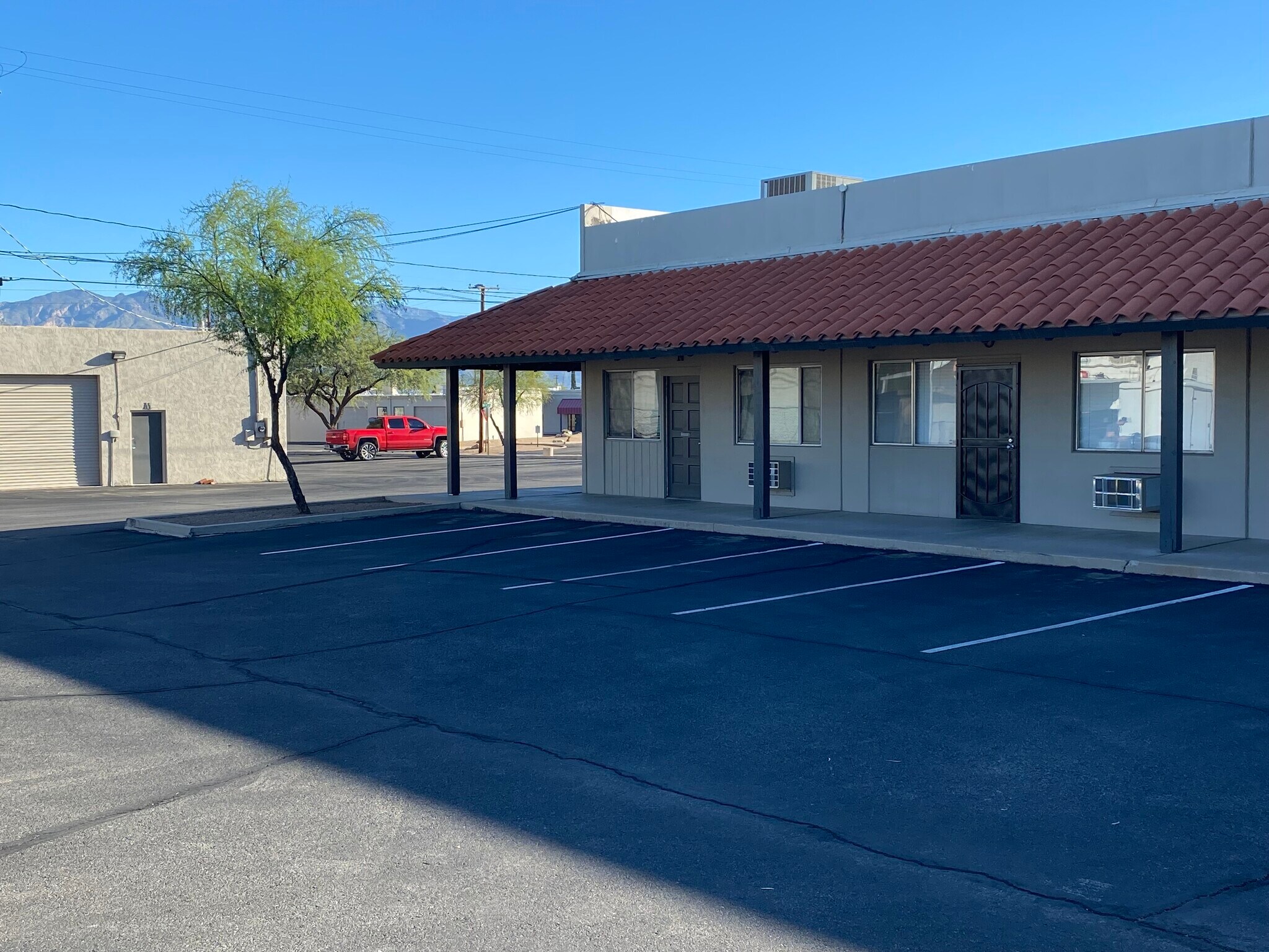 934 W Grant Rd, Tucson, AZ for Rent