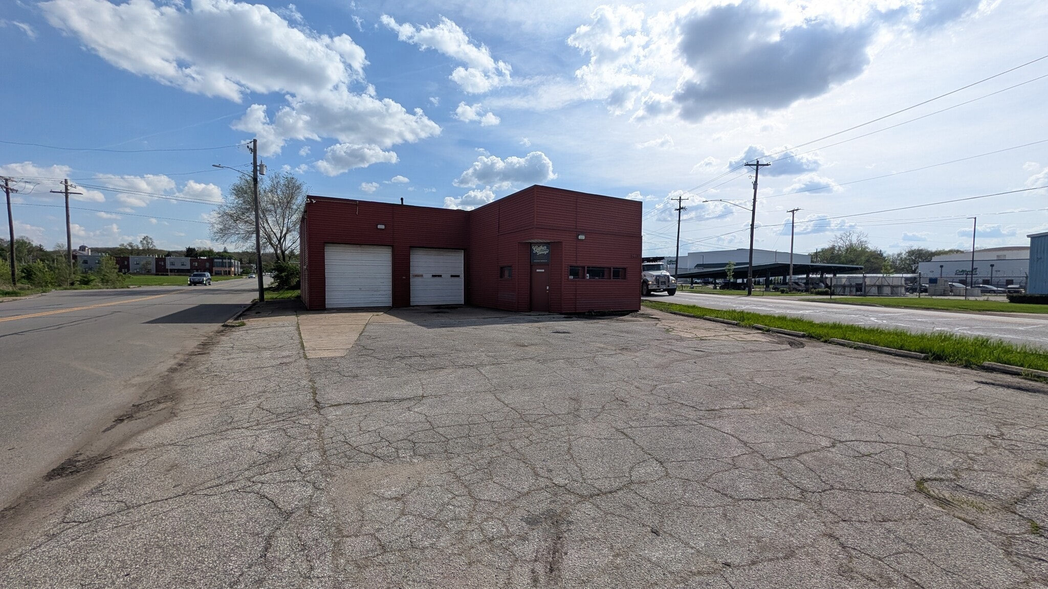 1402 Prairie Ave, South Bend, IN for Rent