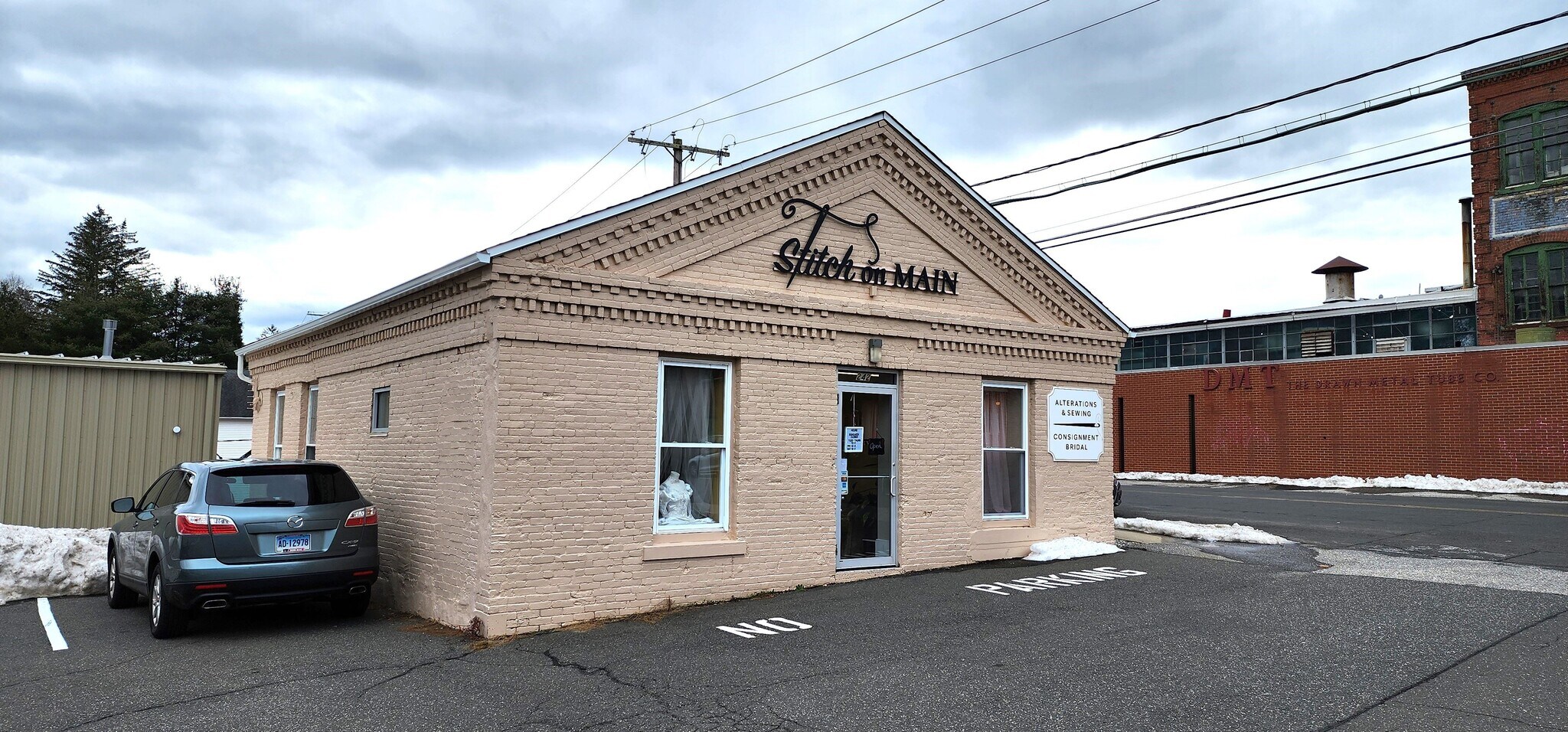 242 Elm St, Thomaston, CT for Rent