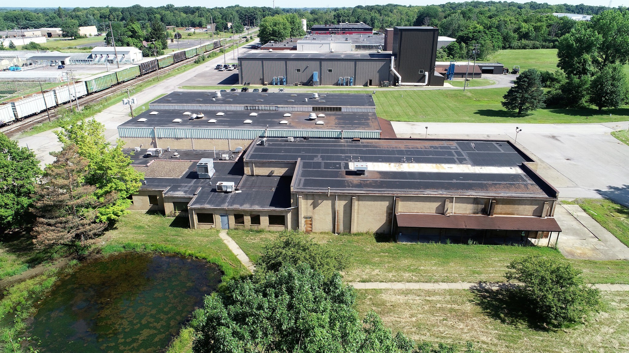 8469 Southern Blvd Youngstown, OH 44512 Industrial Property for Sale