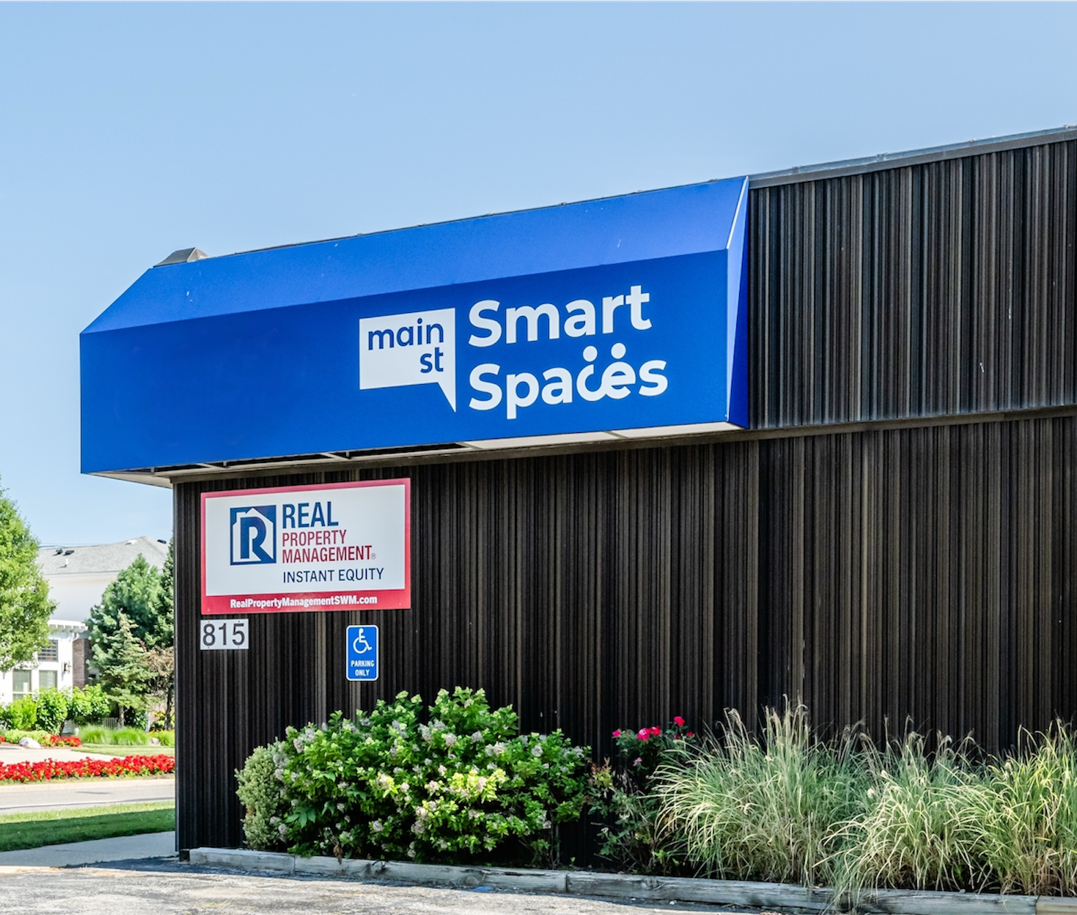 815 N Main St, Saint Joseph, MI for Rent