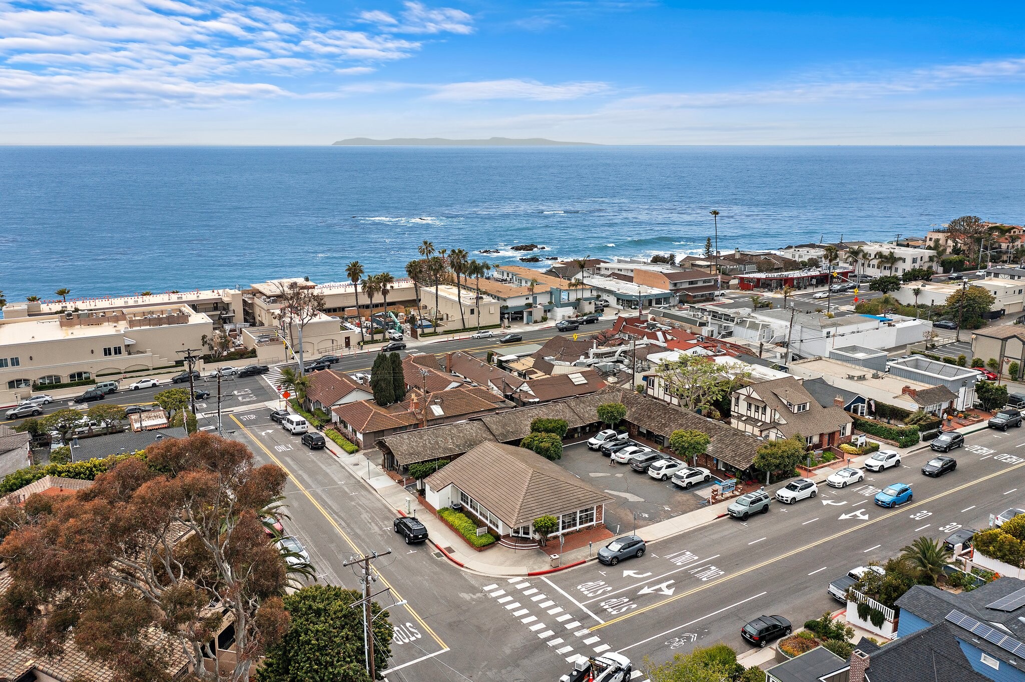 1495 Glenneyre St, Laguna Beach, CA for Rent