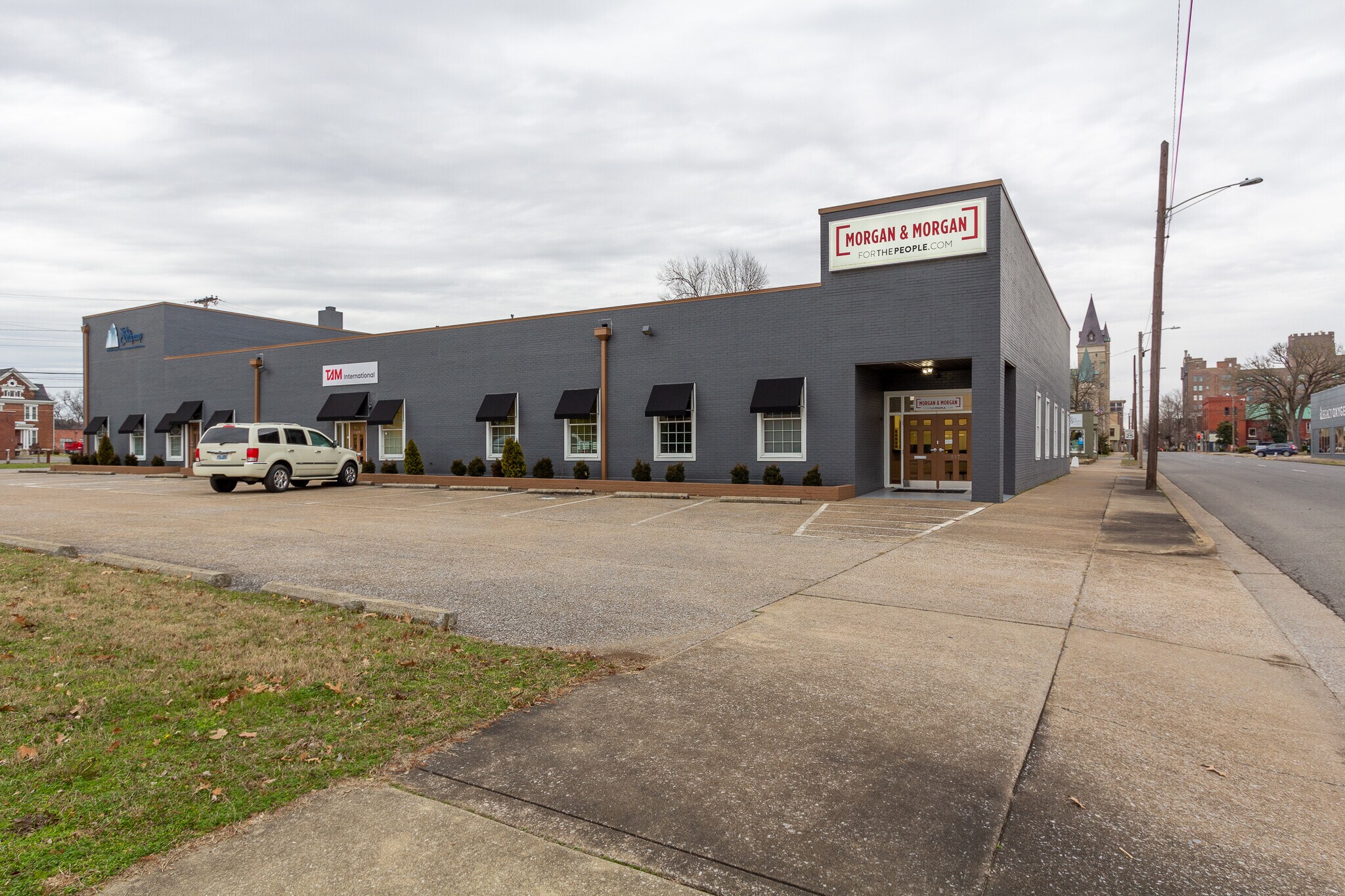 823 Broadway St Paducah, KY 42001 Office Property for Sale on