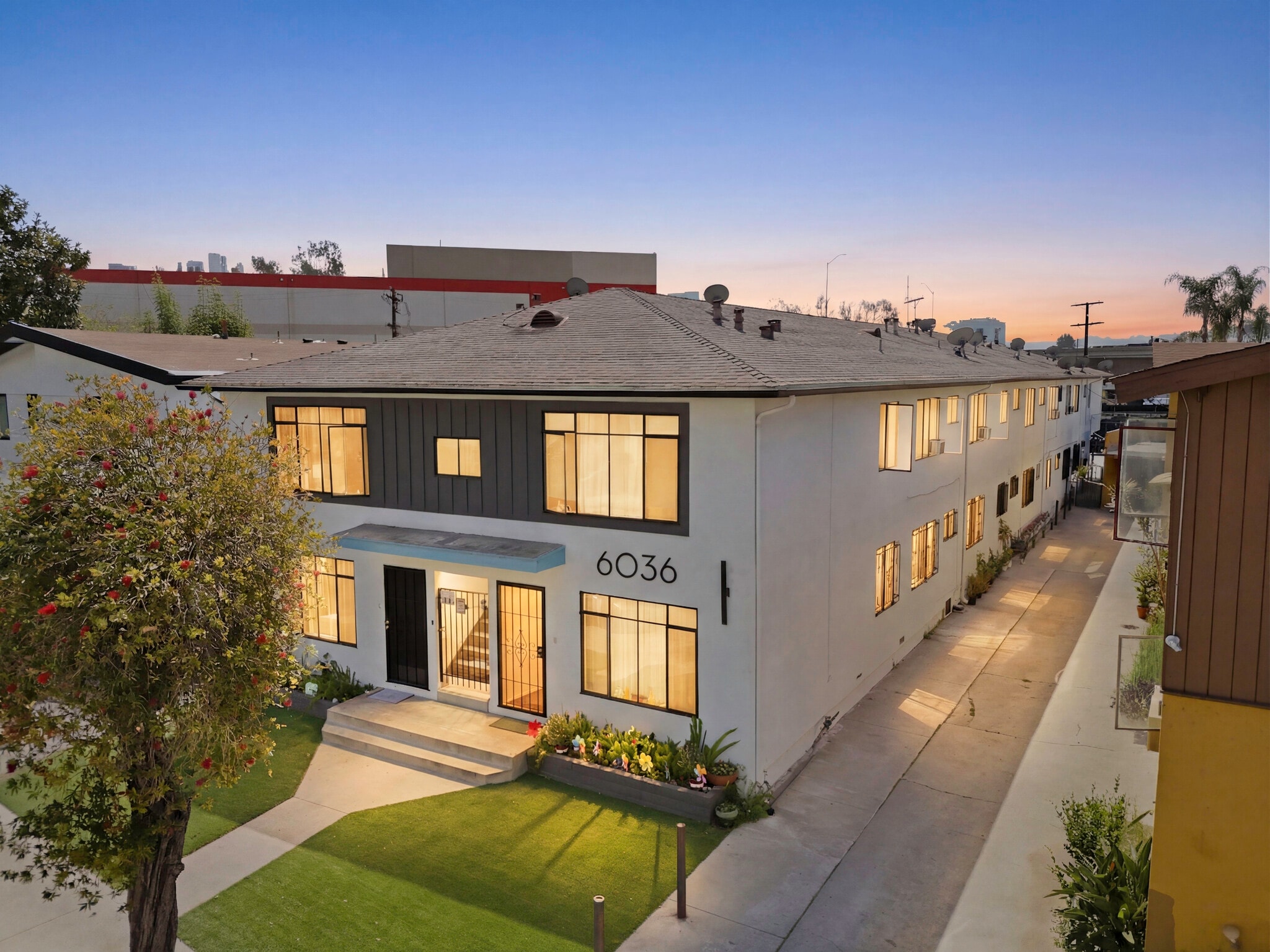 6036 Cadillac Ave, Los Angeles, CA for Sale