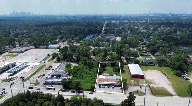 3337 Pinemont Dr, Houston, TX for Sale