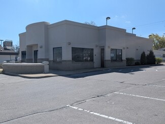 Traverse City, MI Retail - 816 E Front St