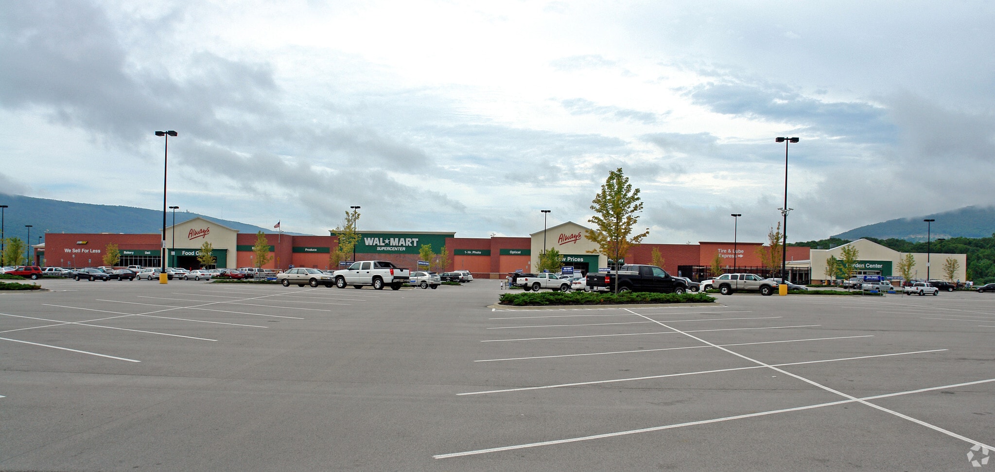3450 Cummings Hwy, Chattanooga, TN for Rent