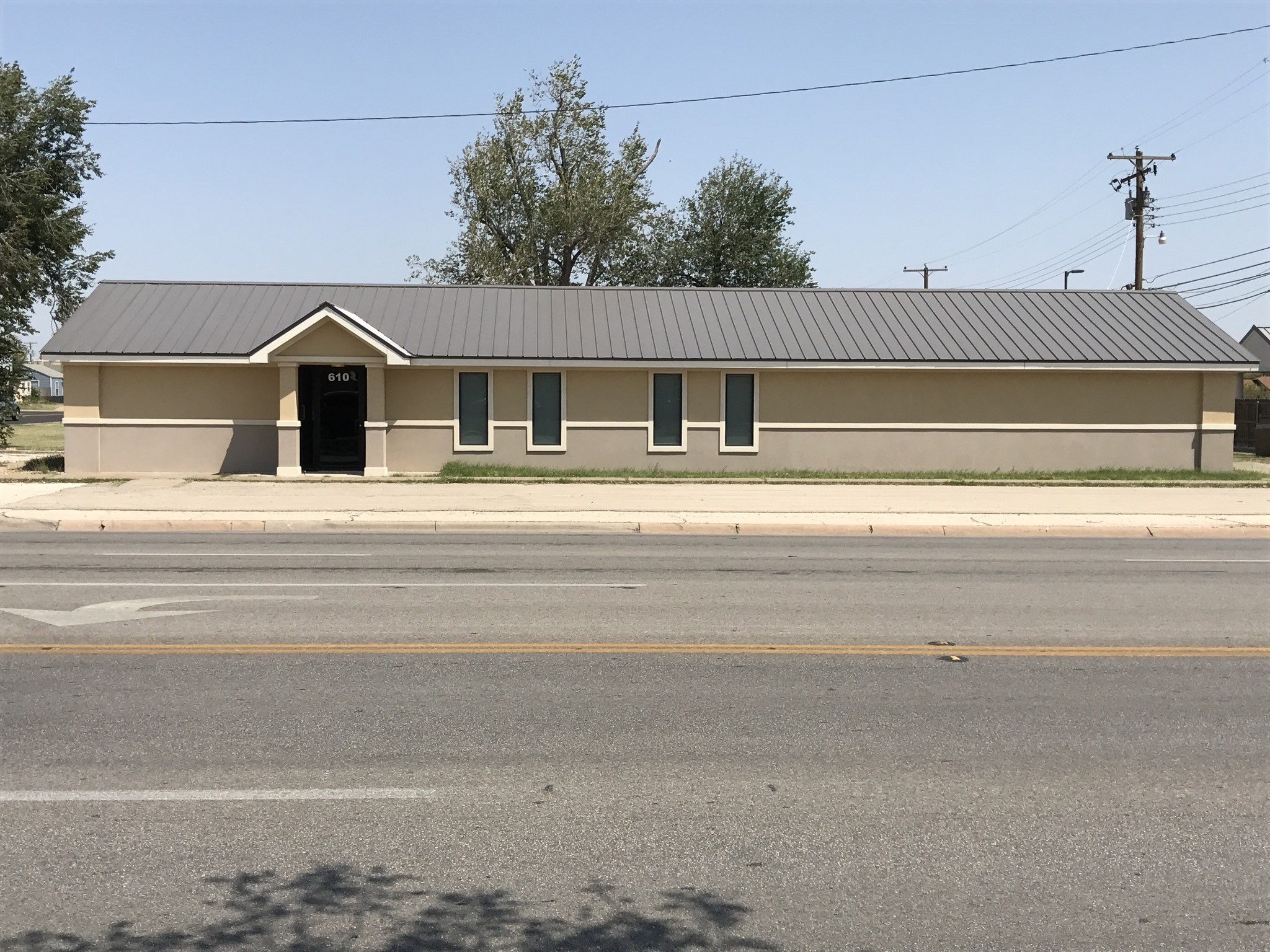 610 W 8th St, Odessa, TX for Rent