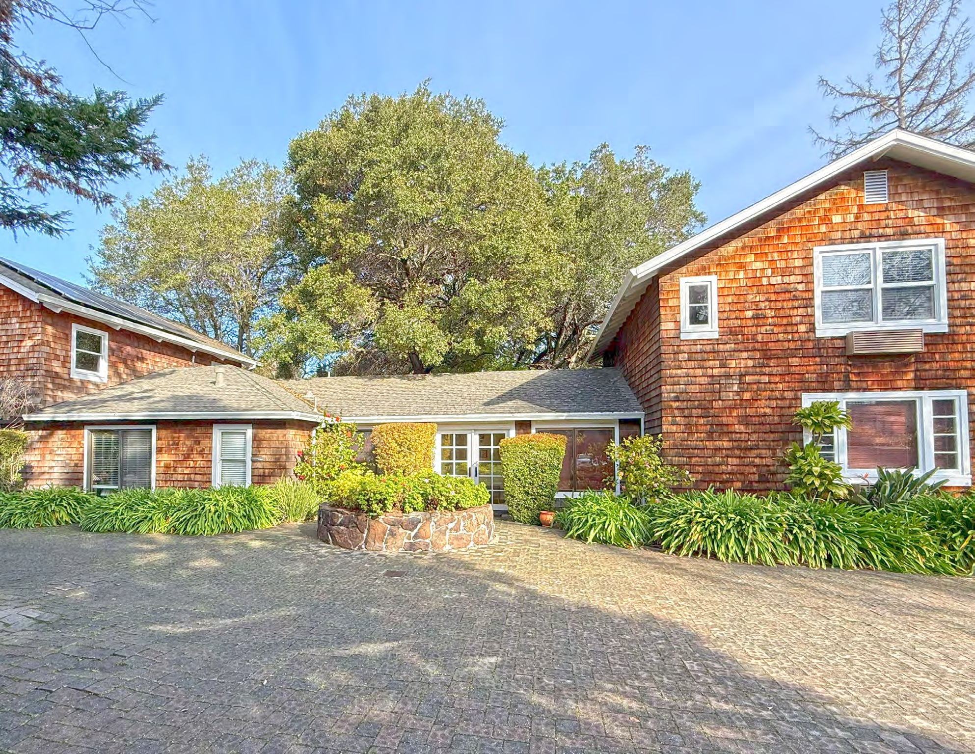 1025 5th St, Novato, CA for Sale