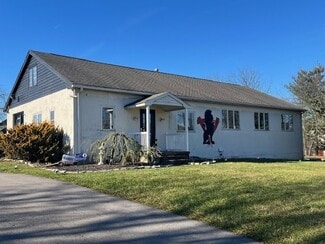 Exton, PA undefined - 8 N Village Ave