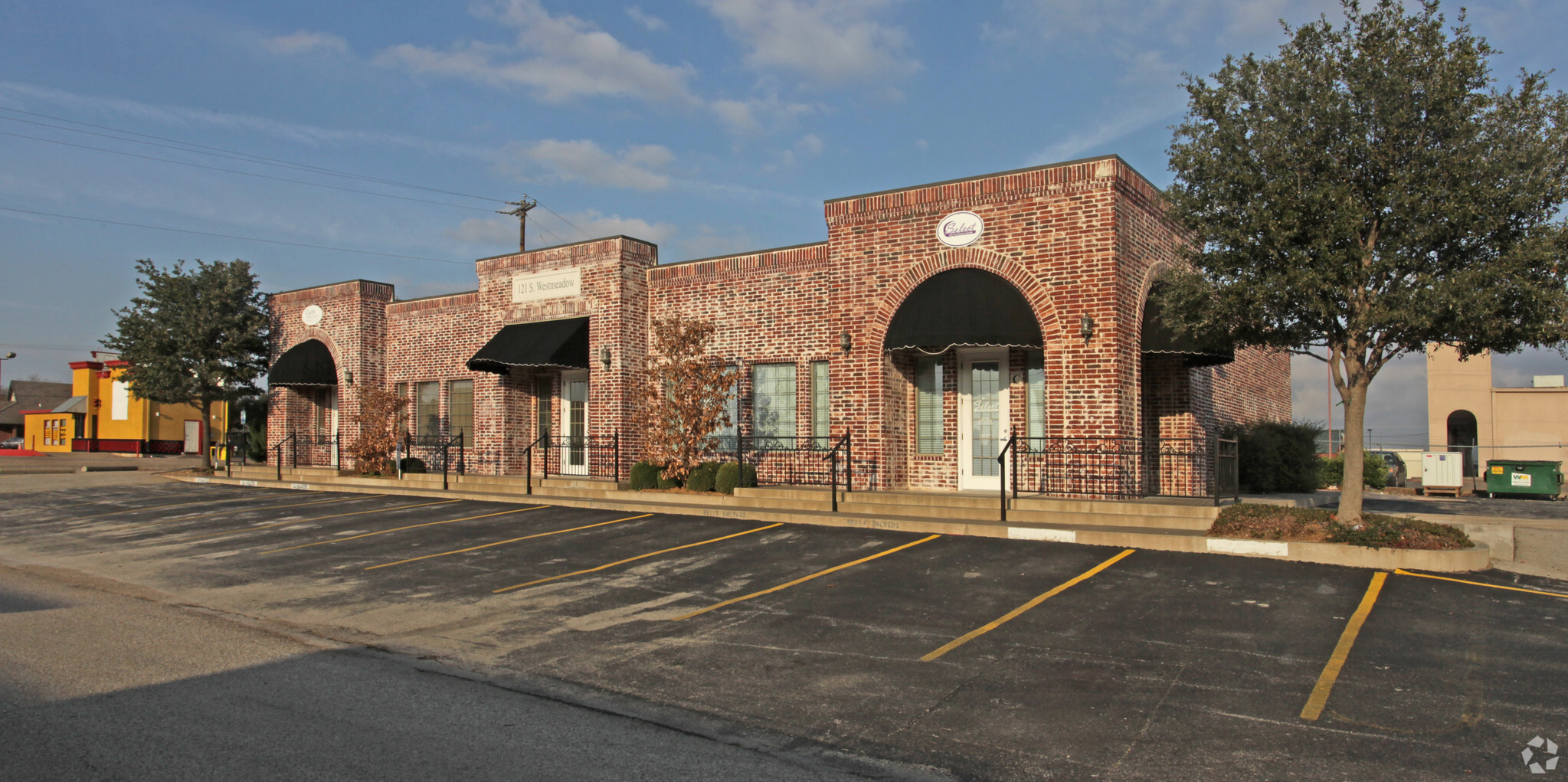 121 S Westmeadow Dr, Cleburne, TX for Rent
