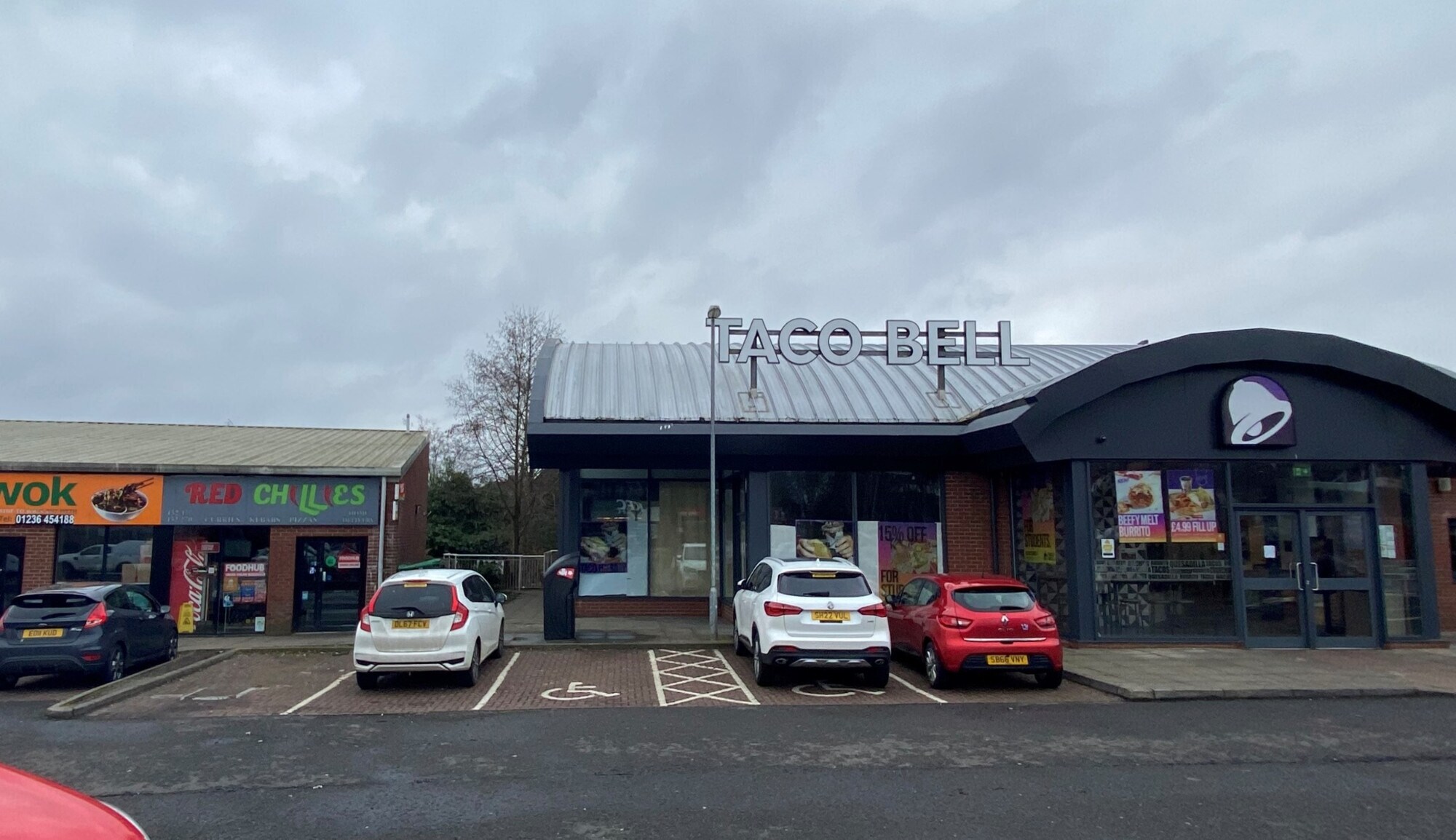 8 South Muirhead Rd, Cumbernauld, NLK for Rent