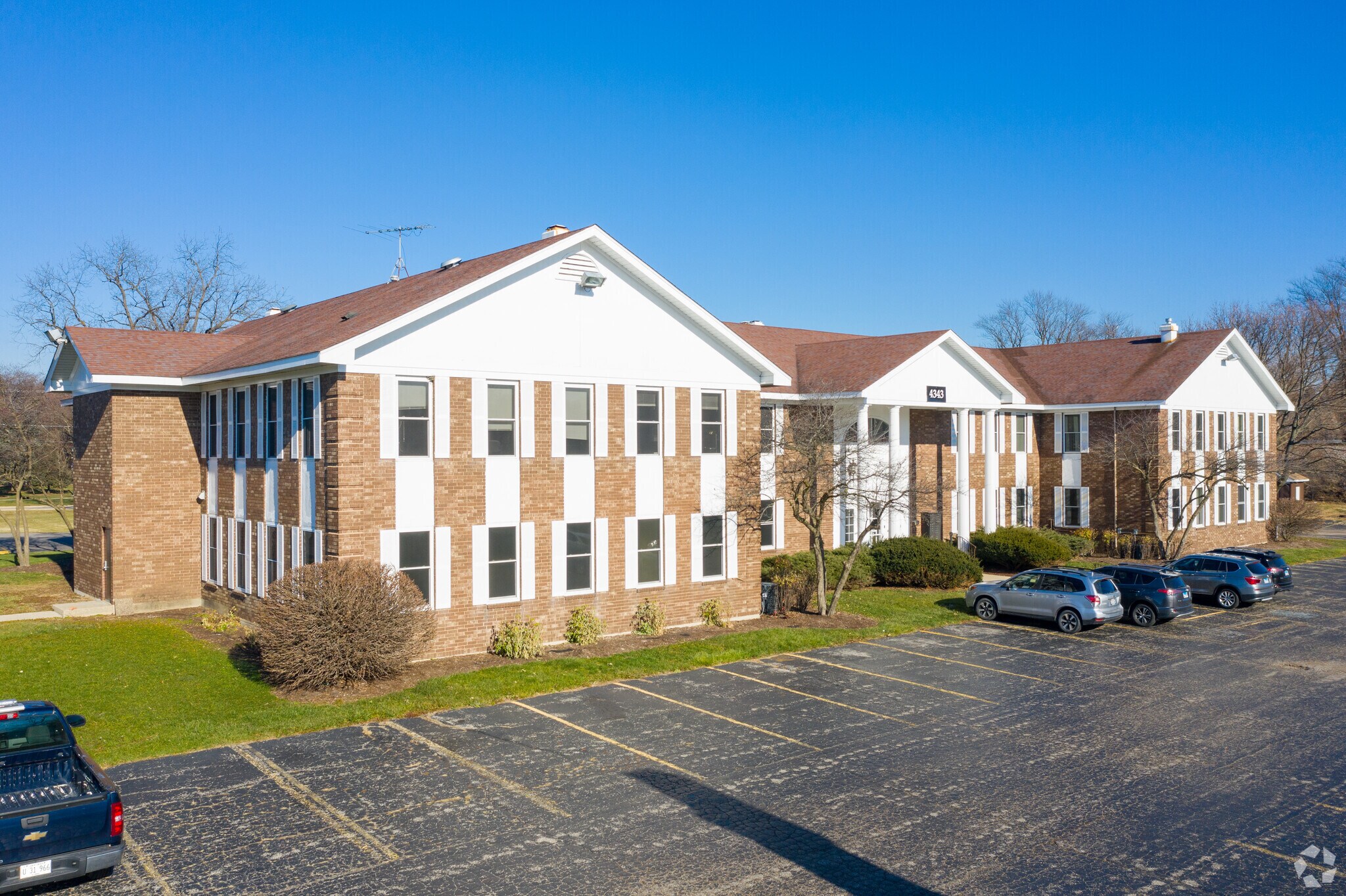 4343 Old Grand Ave, Gurnee, IL for Sale