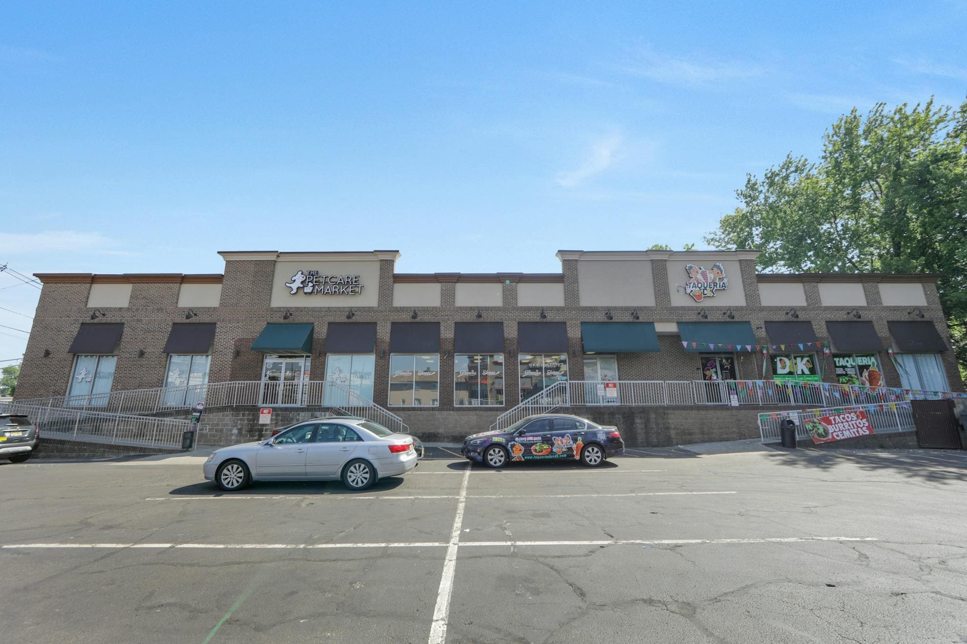 275 N Main St, Lodi, NJ for Sale