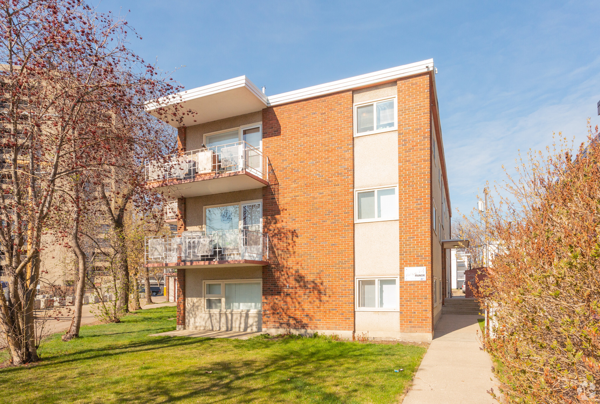 10924 82nd St NW, Edmonton, AB for Sale