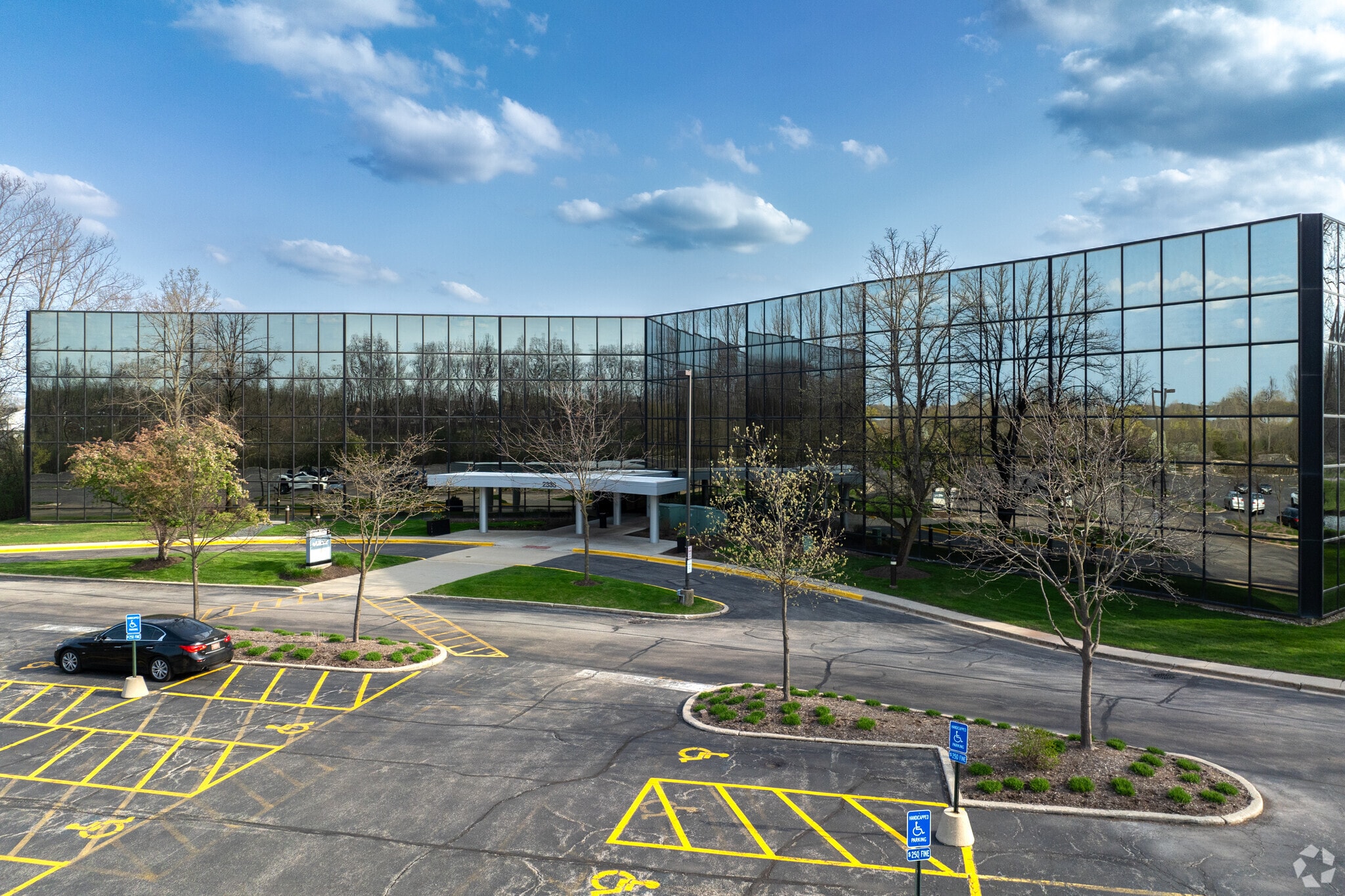 2333 Waukegan Rd, Bannockburn, IL for Rent