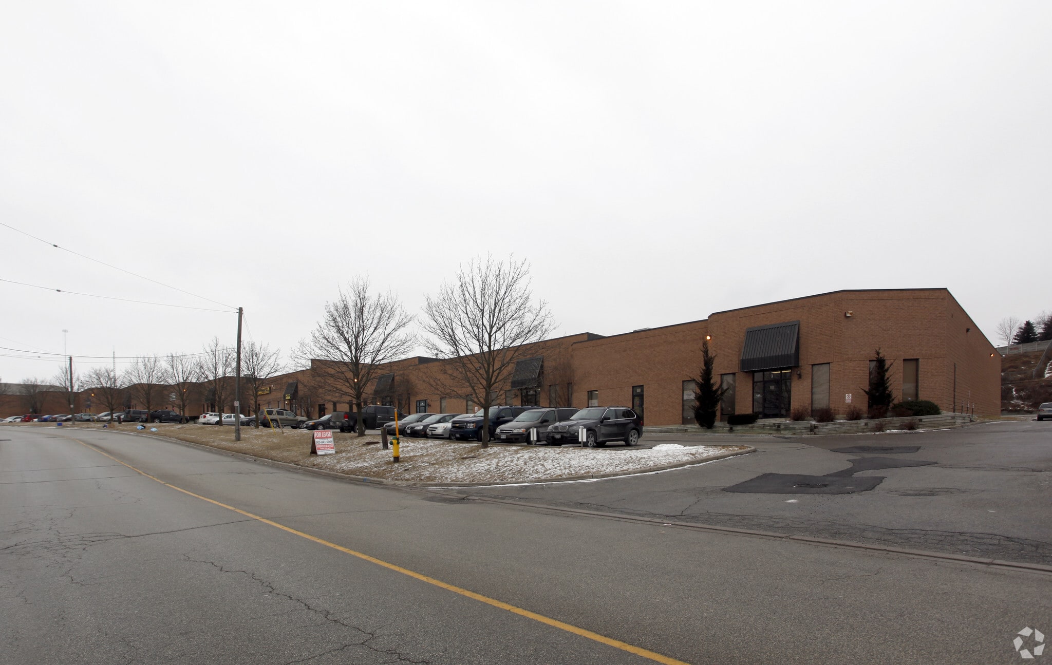 226 Industrial Pky N, Aurora, ON for Rent
