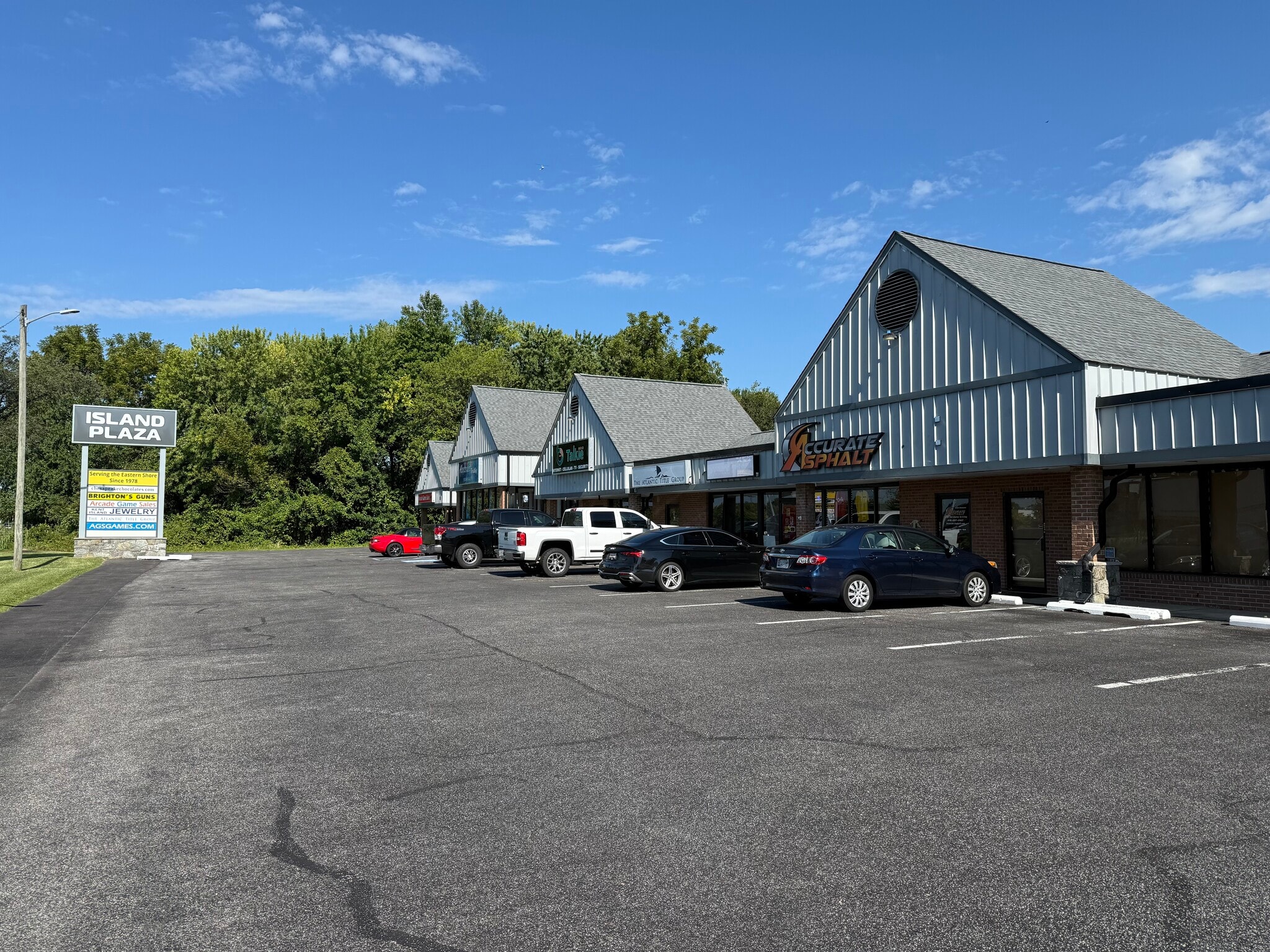 200 Island Plaza Ct, Stevensville, MD for Rent