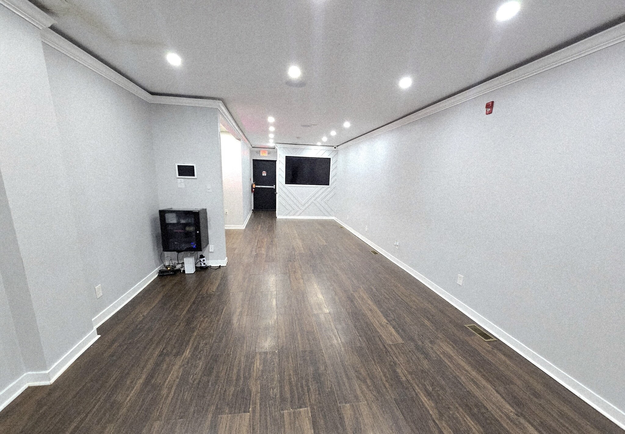 4087 1/2 Lancaster Ave, Philadelphia, PA for Rent