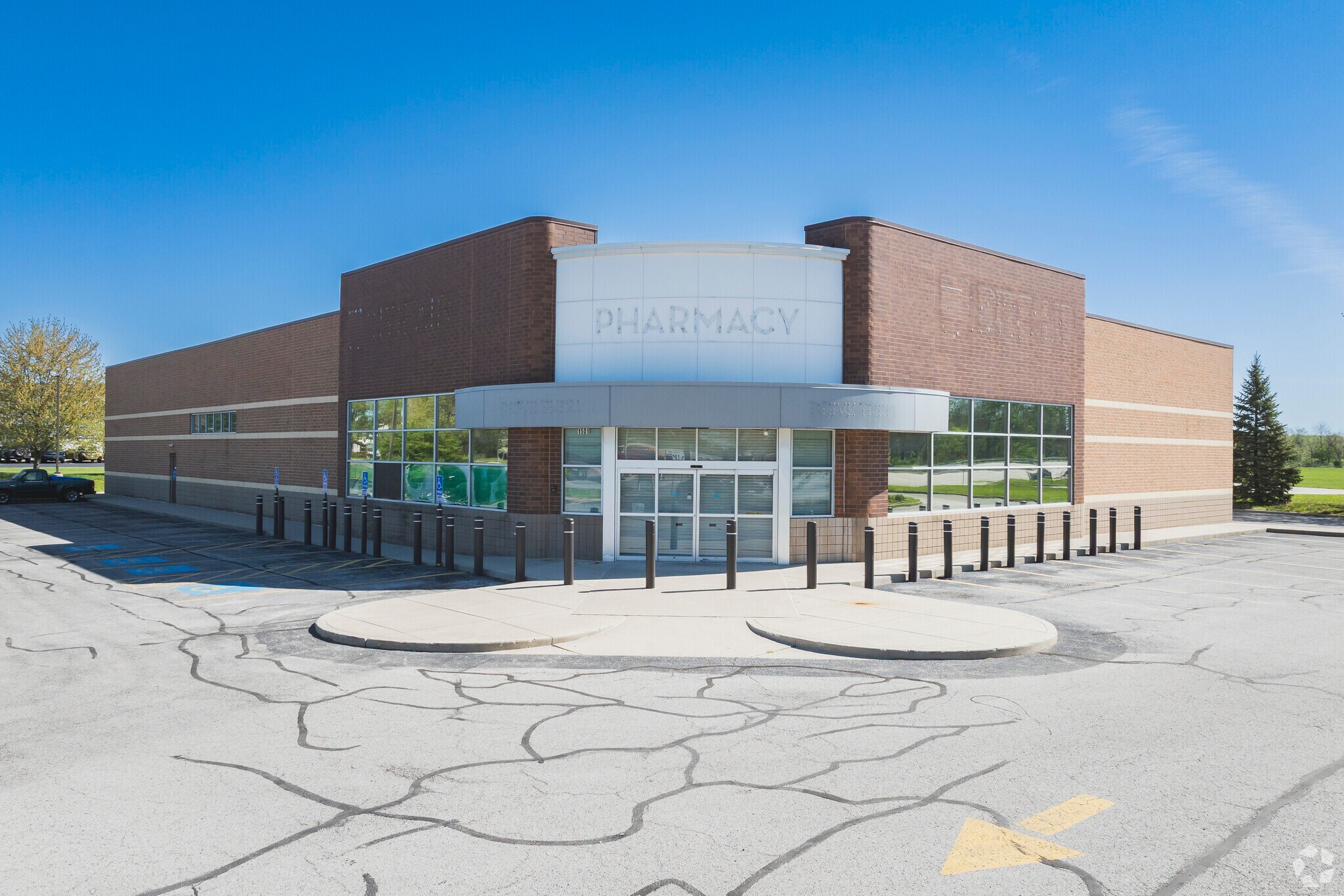 1501 N Main St, Findlay, OH for Sale