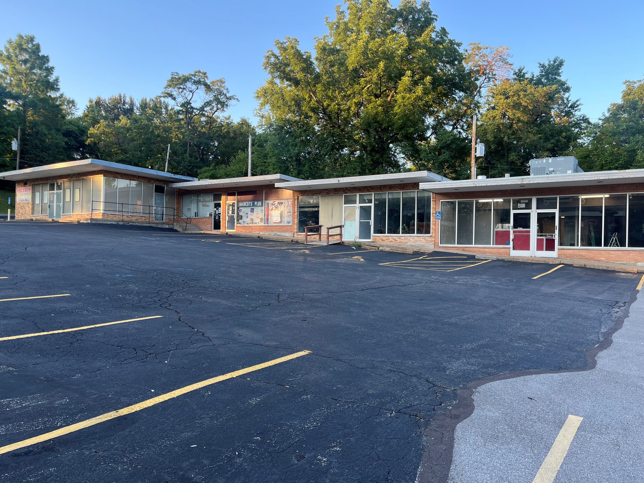450-490 Rue St Francois, Florissant, MO for Sale