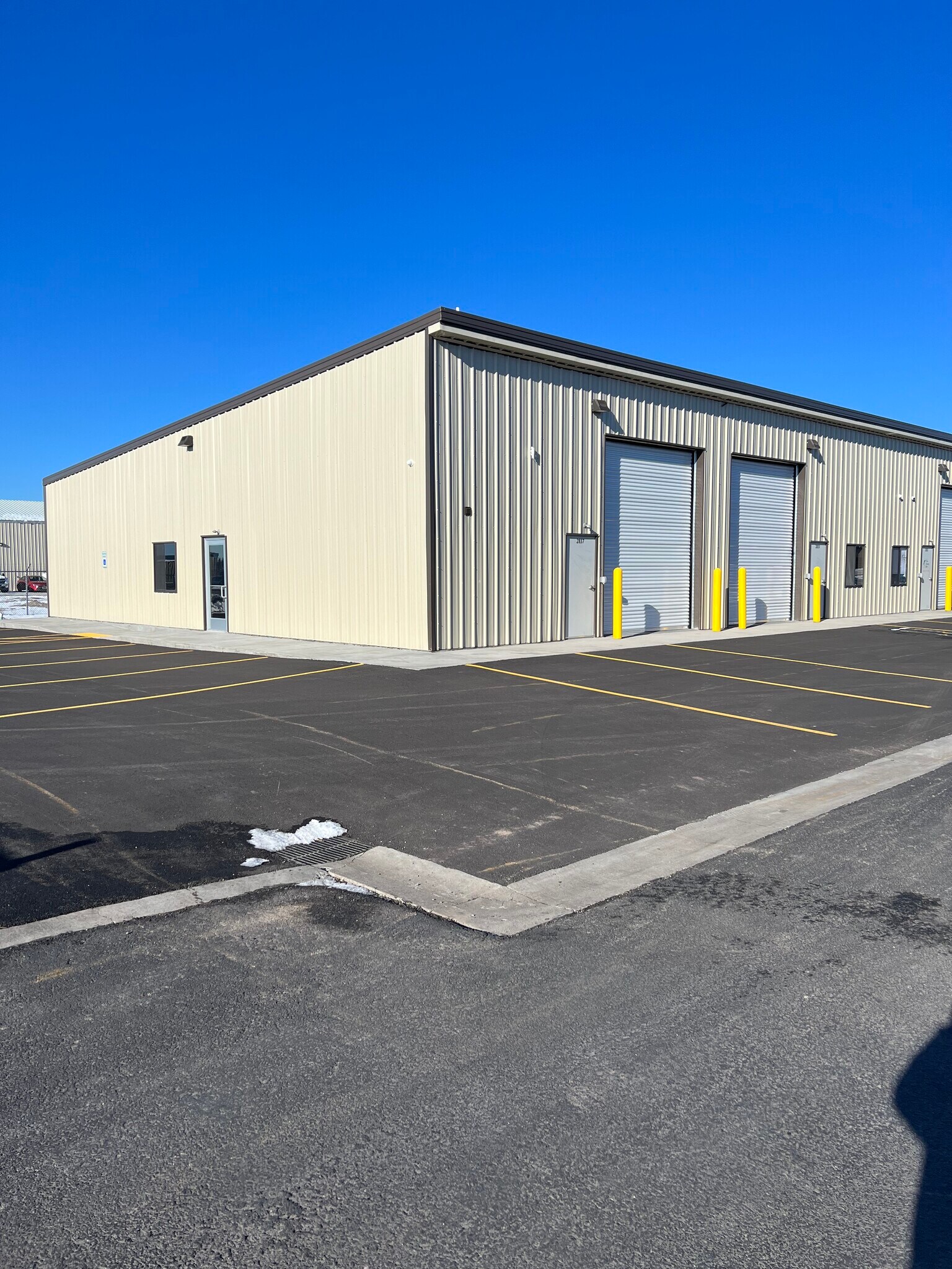 28272837 E 14th N Ammon, ID 83401 Industrial Property for Sale on