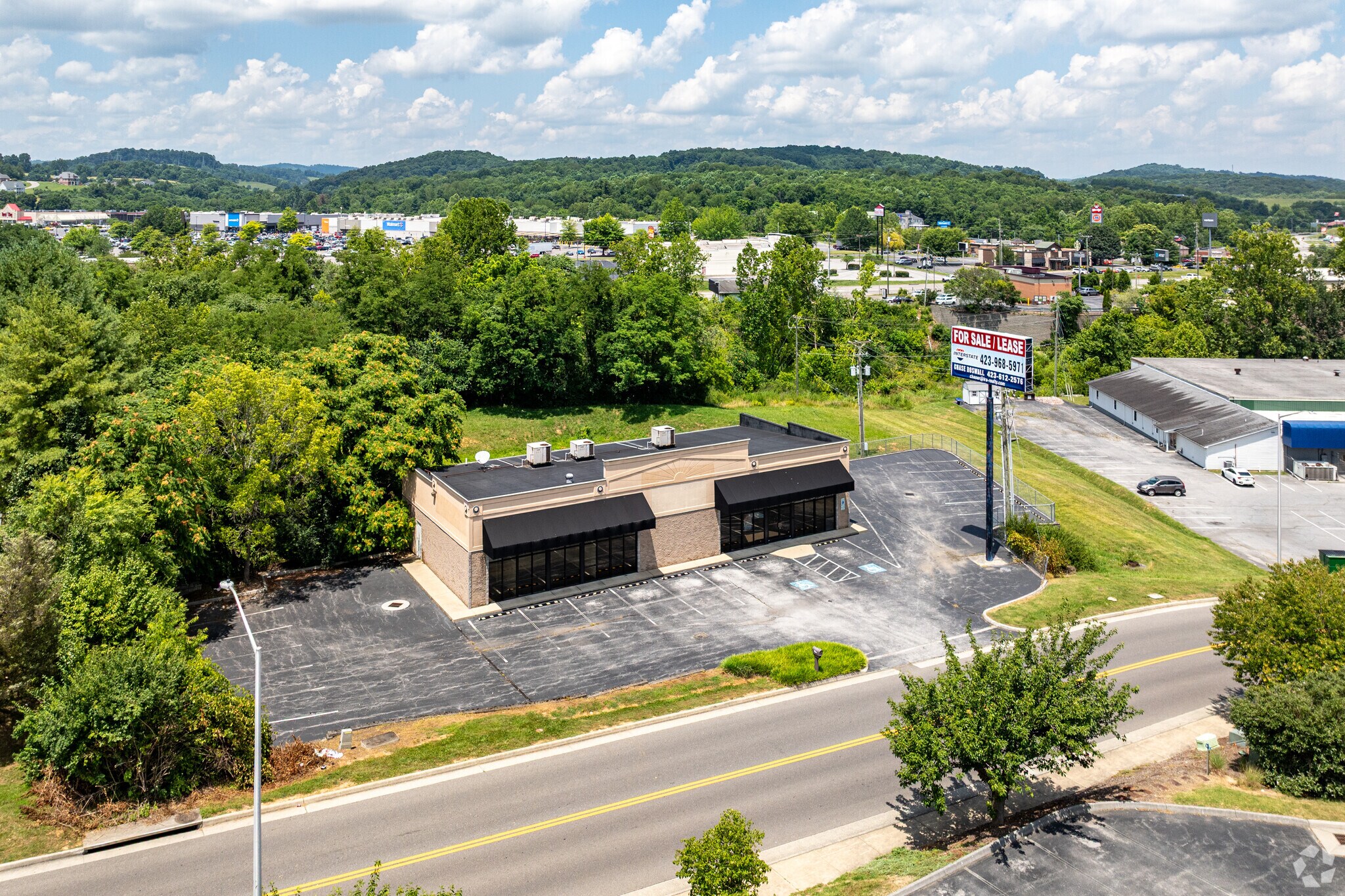 3176 Linden Dr, Bristol, VA for Sale