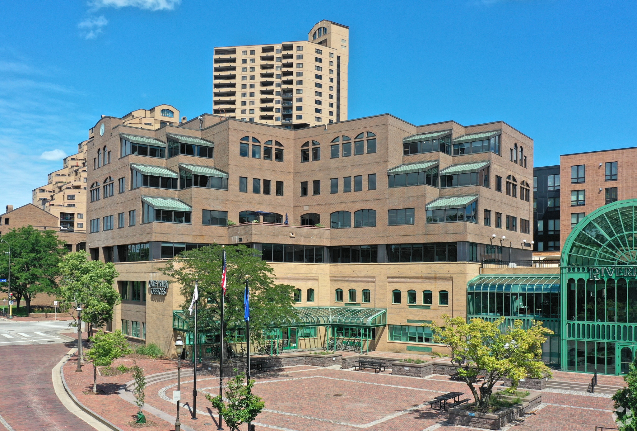 1 Main St SE, Minneapolis, MN for Rent