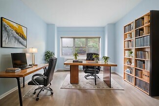 New York, NY Apartments - 30 W 60th St