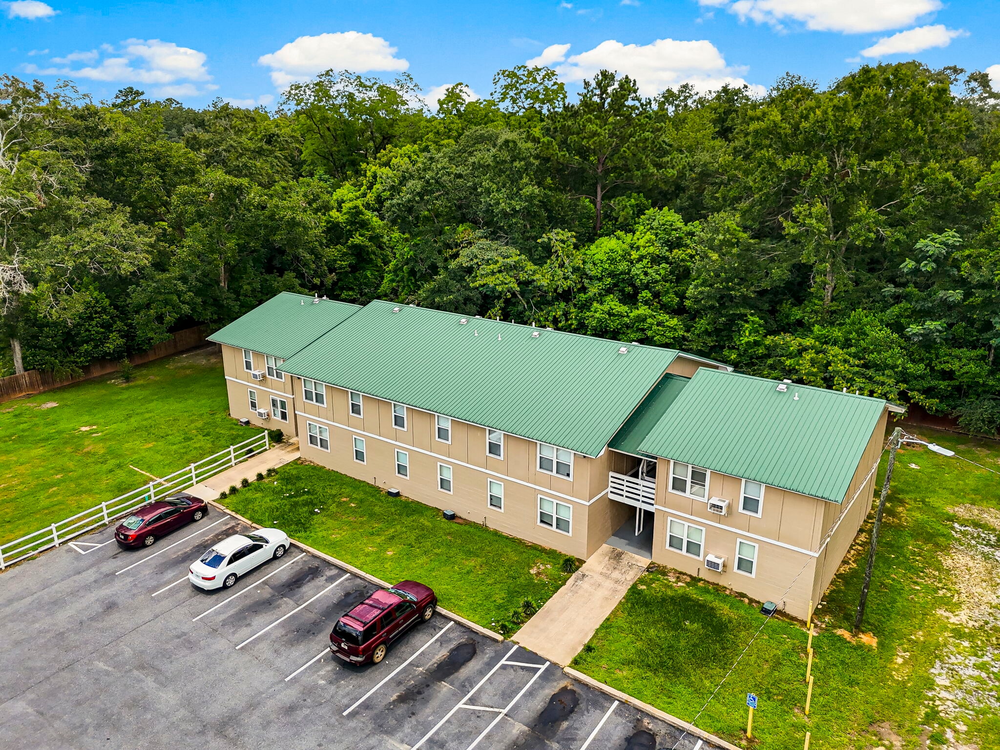 872 Deer Wood Ln, Chipley, FL for Sale