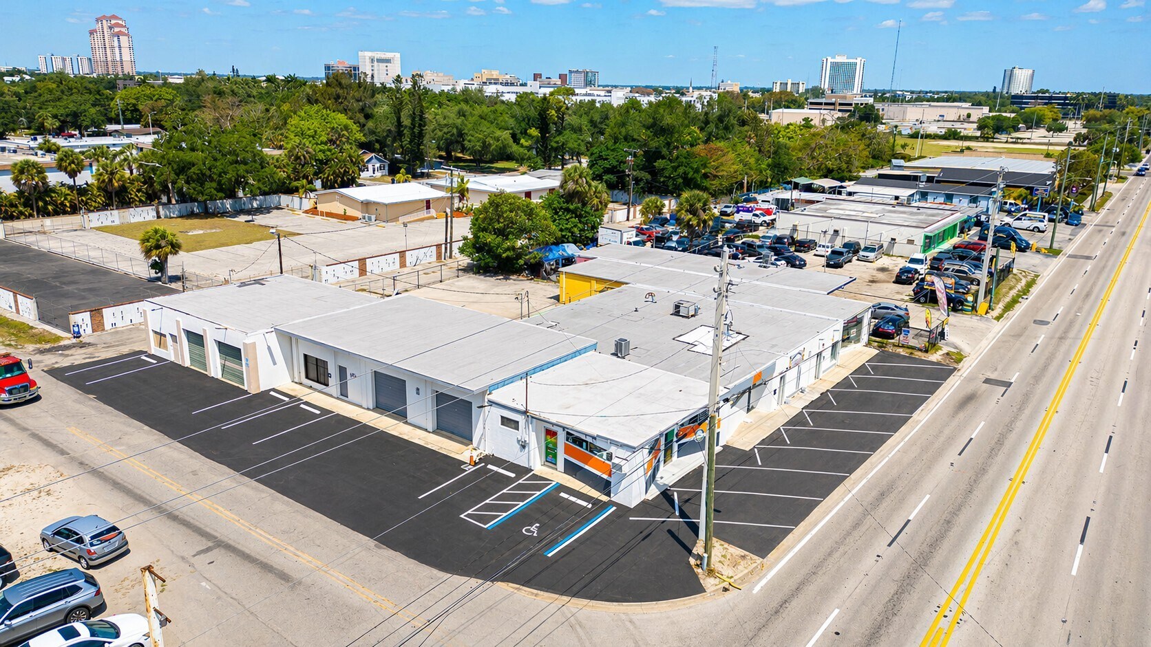 2280-2290 Fowler St, Fort Myers, FL for Sale
