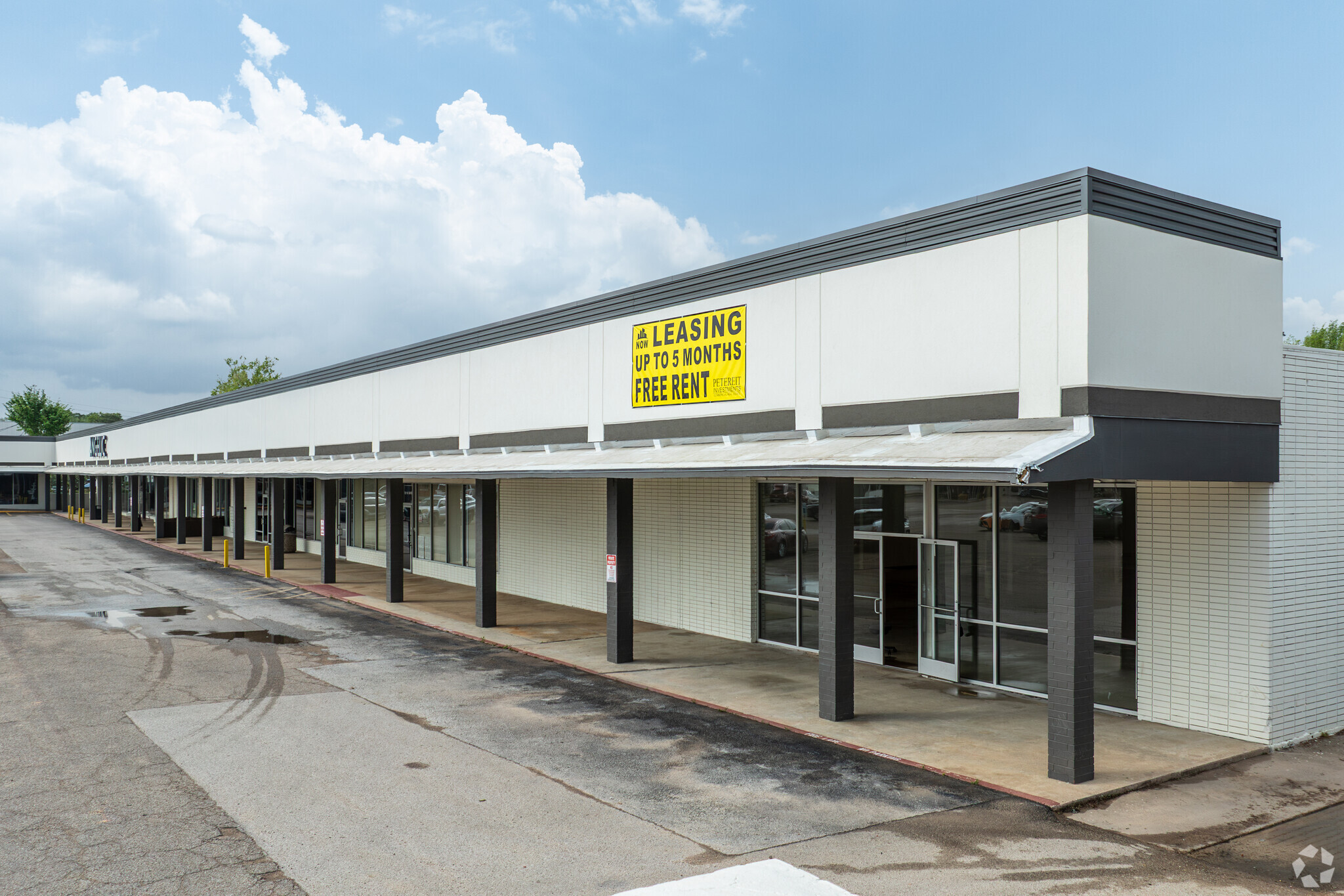 701-731 W Davis St, Houston, TX for Rent